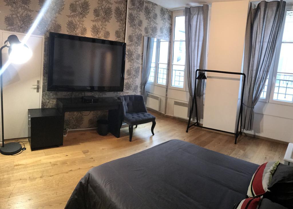 Atypique Apartment - Saint-Germain Des Pres Paris Bagian luar foto